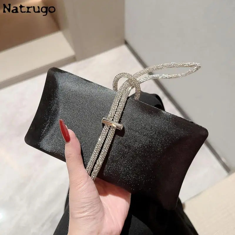 Diamond Carrying Strap Velvet Event Clutch Bag Banquet Bag Party Evening Cocktail Bag Black